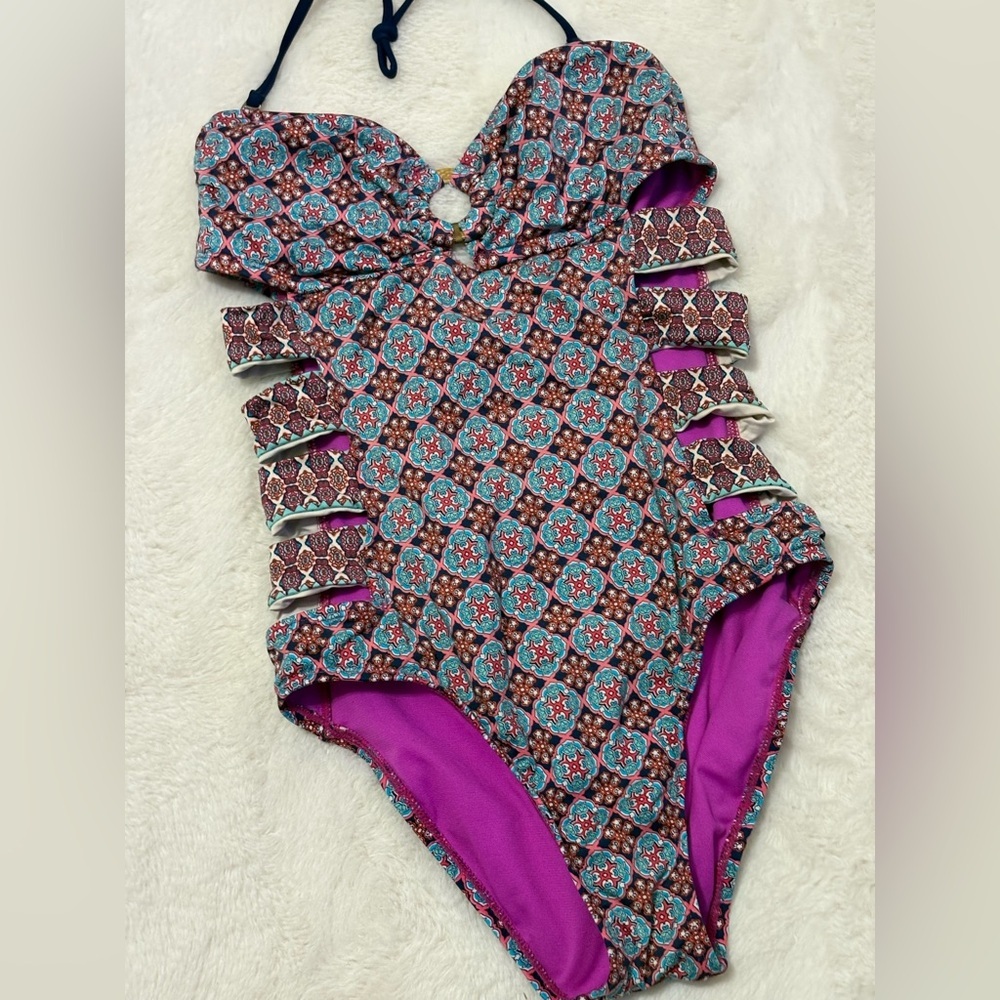Patterned One-Piece Swimsuit in Teal & Magenta sze 8